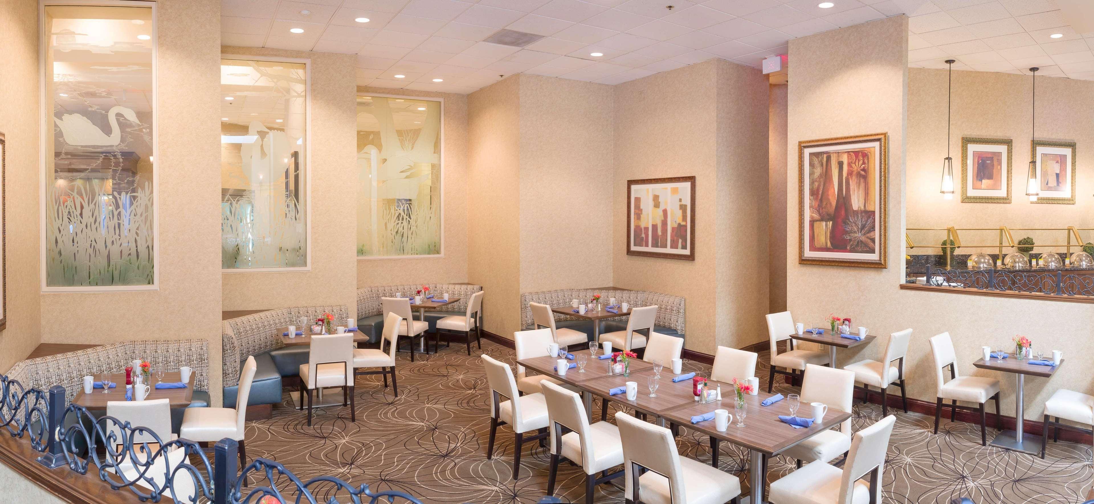 Hotel Doubletree By Hilton Boston-Milford Esterno foto