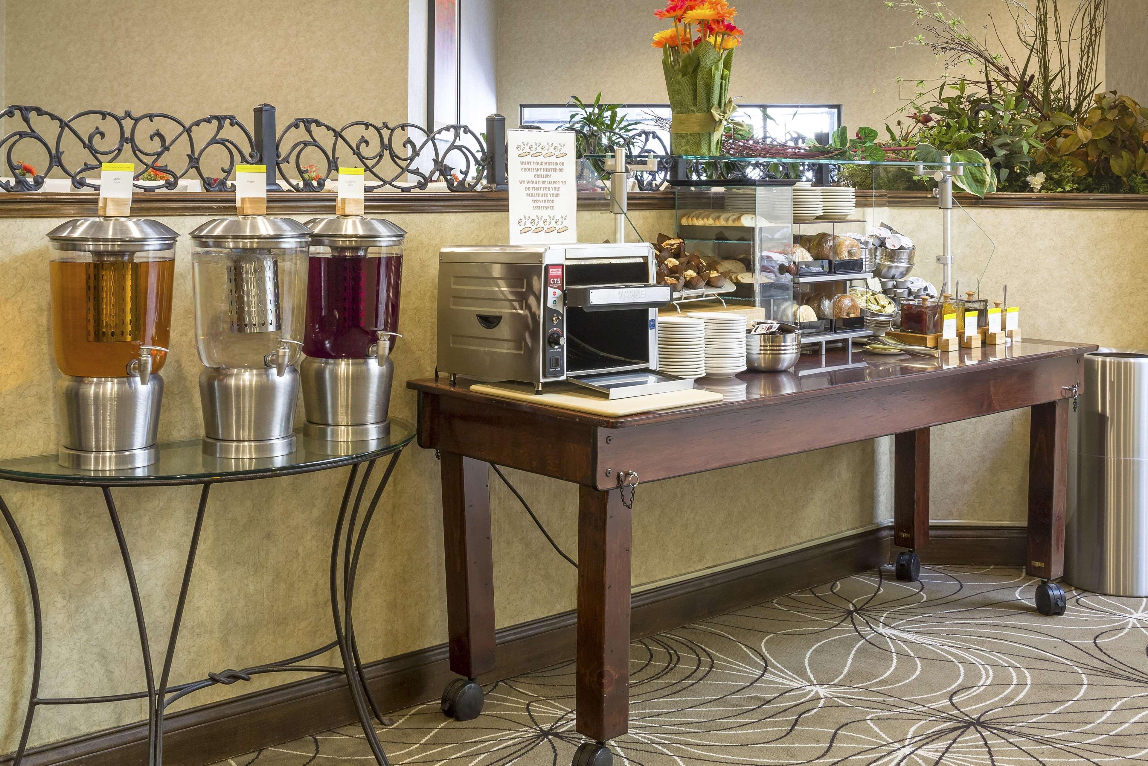 Hotel Doubletree By Hilton Boston-Milford Esterno foto