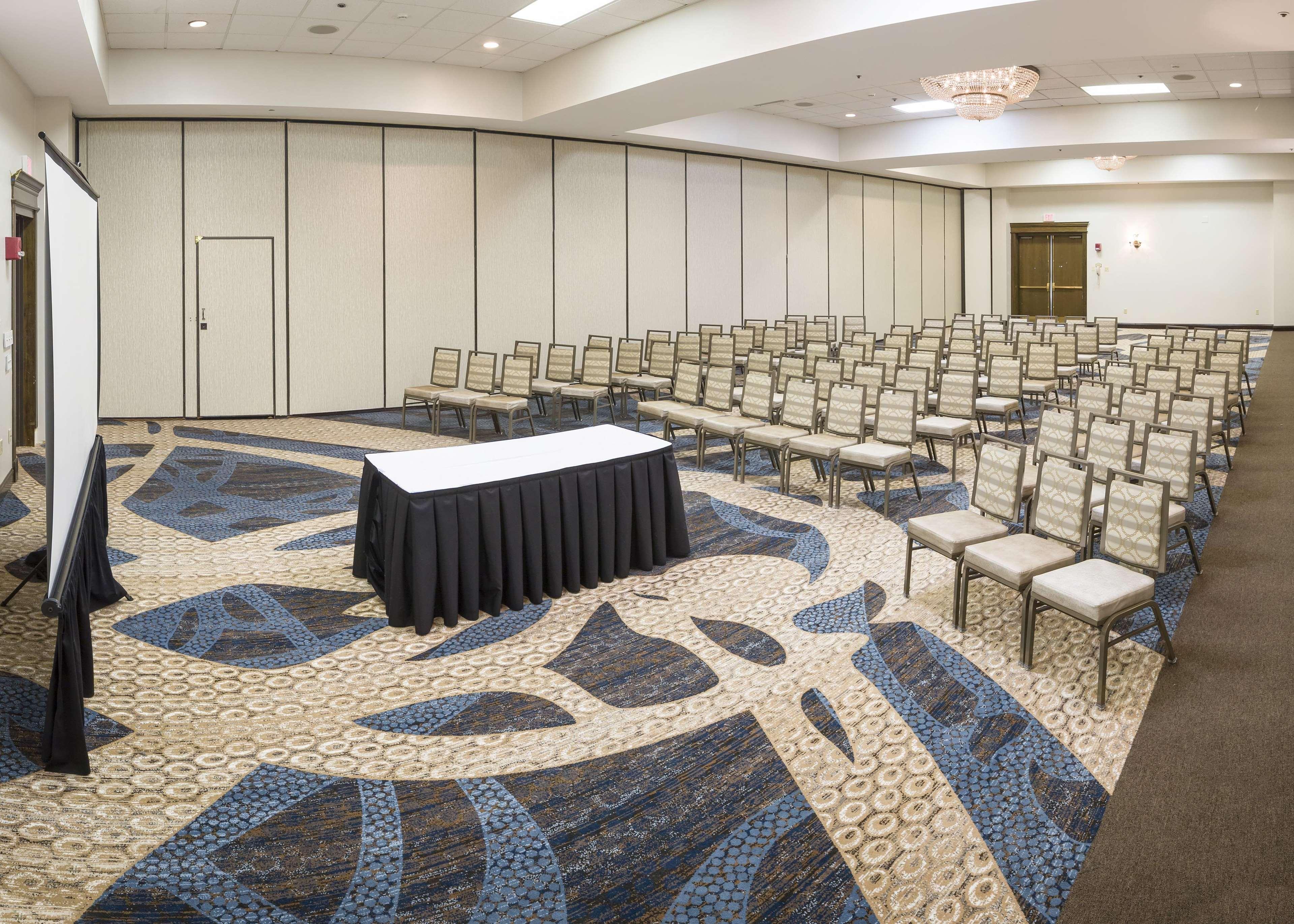 Hotel Doubletree By Hilton Boston-Milford Esterno foto