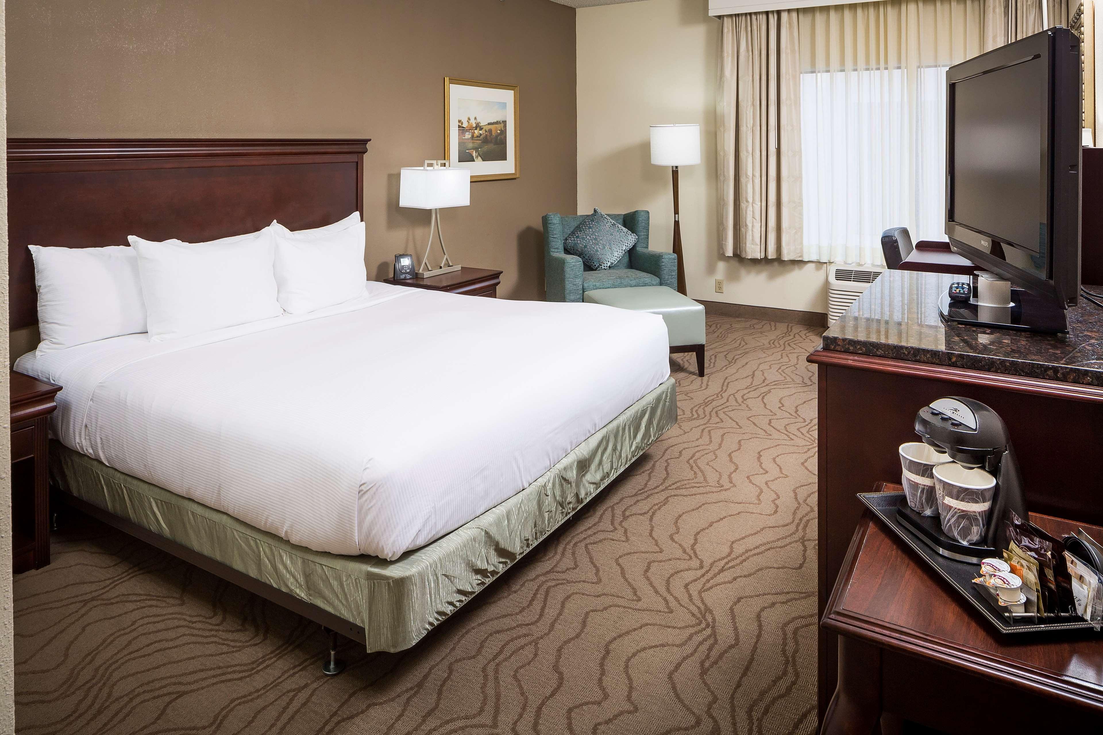 Hotel Doubletree By Hilton Boston-Milford Esterno foto