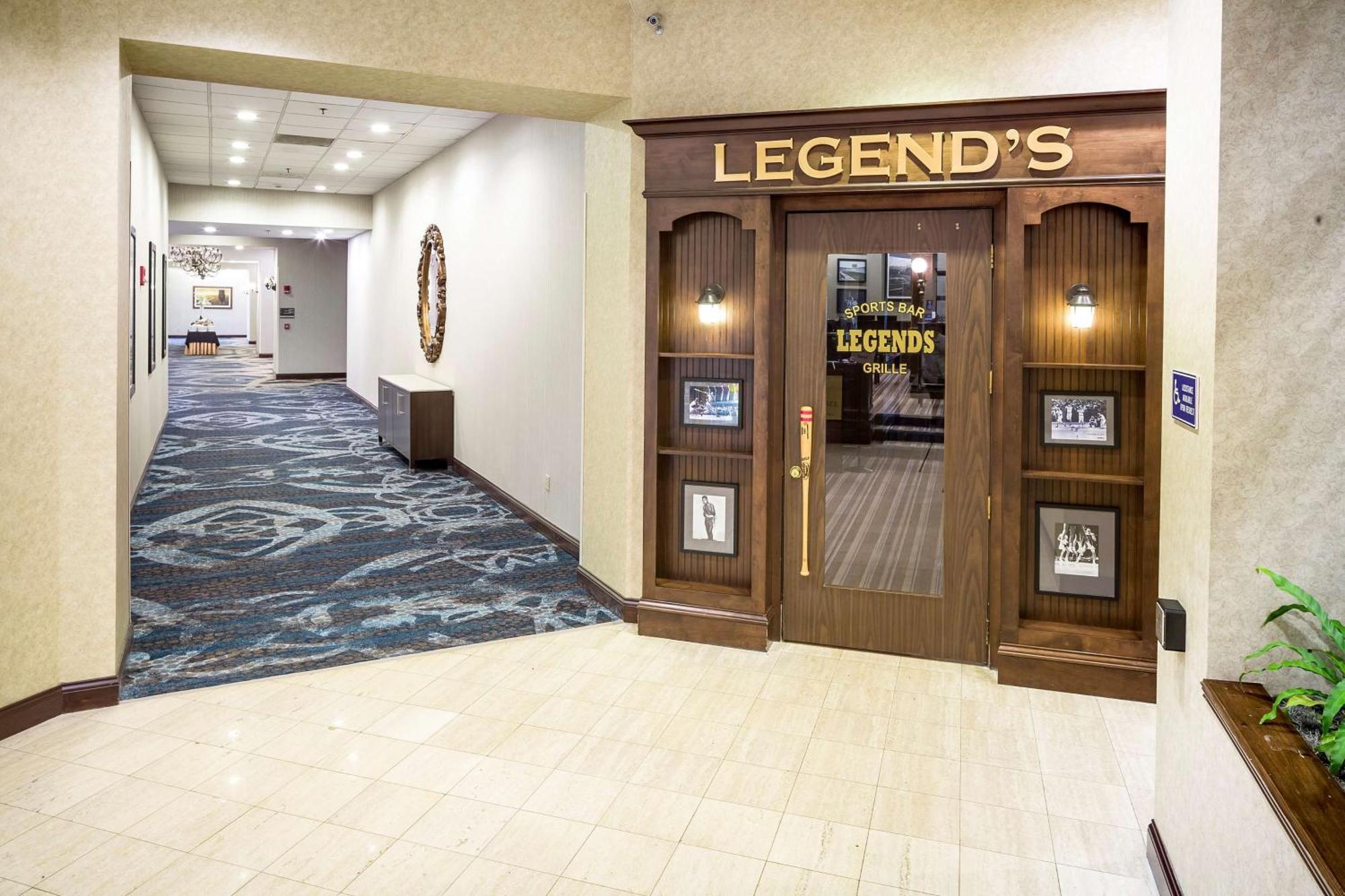 Hotel Doubletree By Hilton Boston-Milford Esterno foto