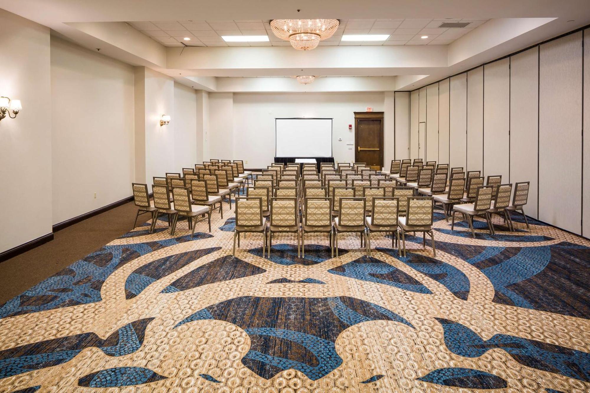 Hotel Doubletree By Hilton Boston-Milford Esterno foto