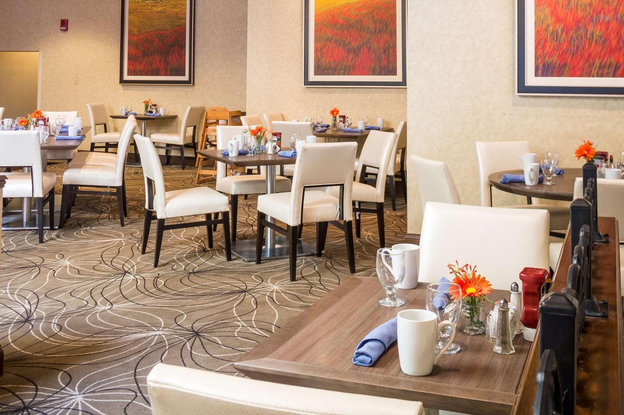 Hotel Doubletree By Hilton Boston-Milford Esterno foto