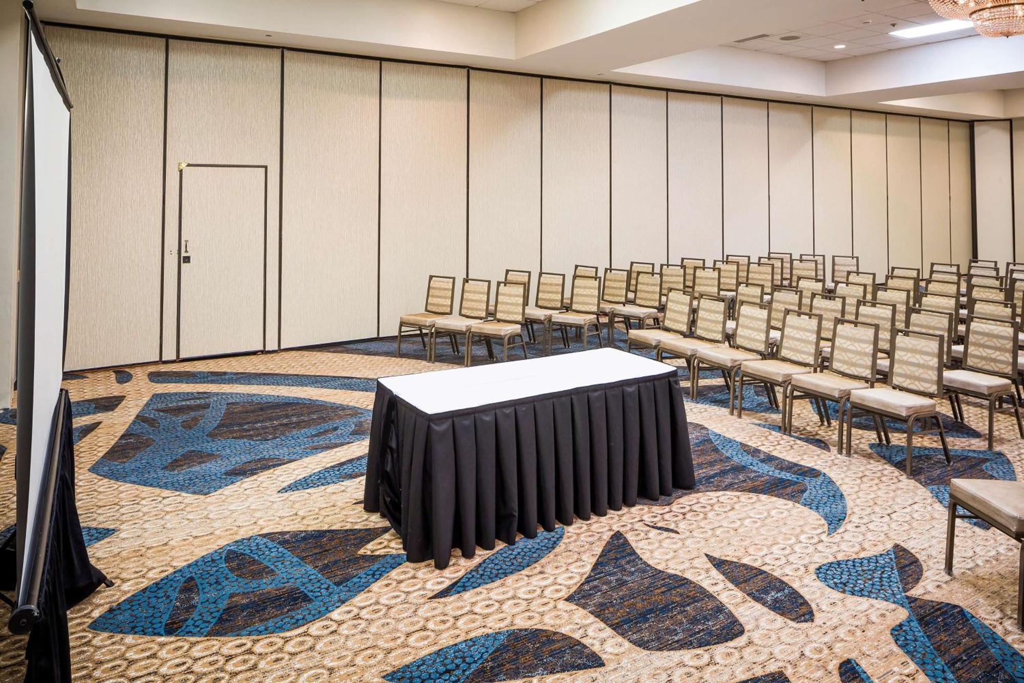 Hotel Doubletree By Hilton Boston-Milford Esterno foto